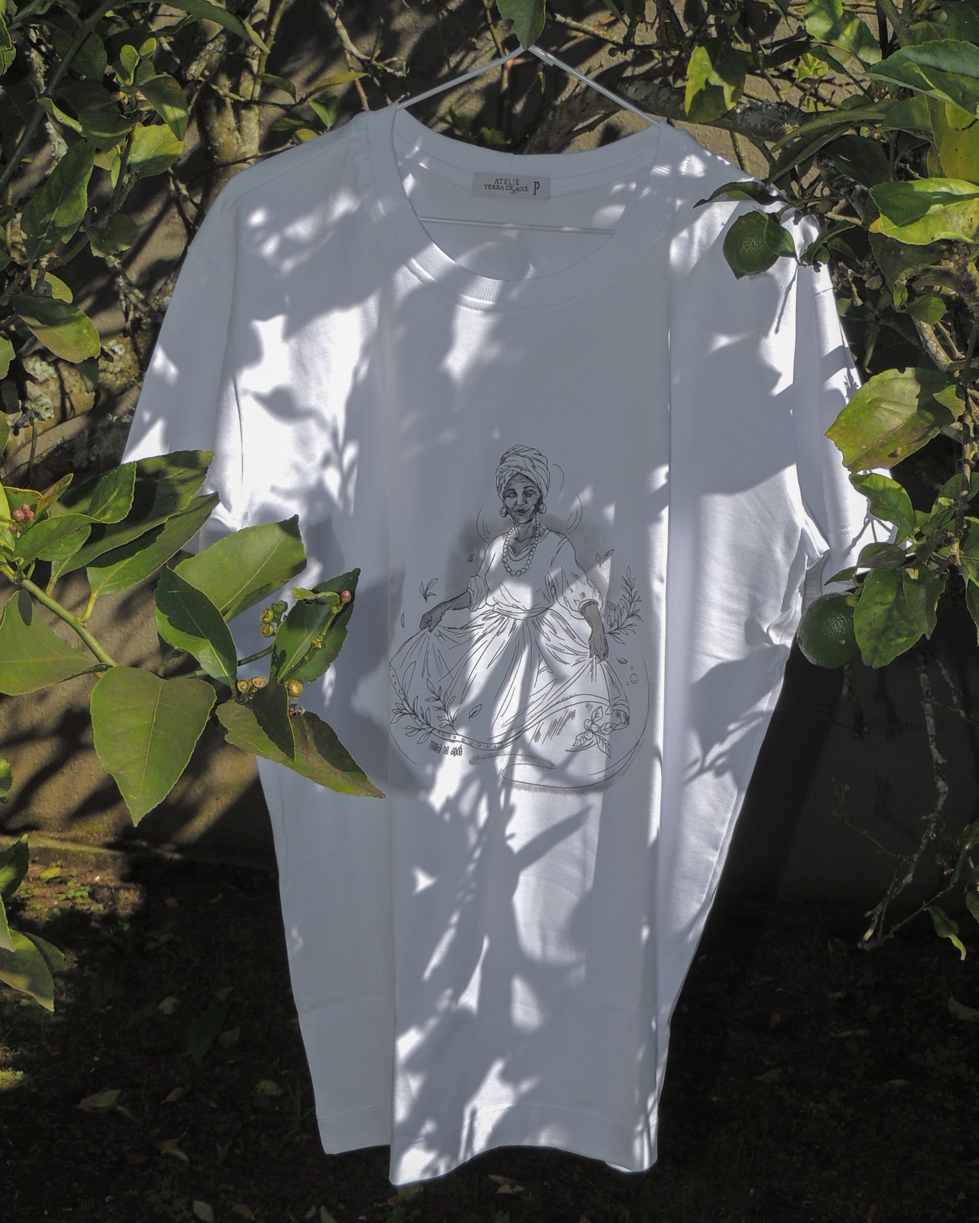 Camiseta Unissex Baiana - Coleção Ponto Firmado - Costas