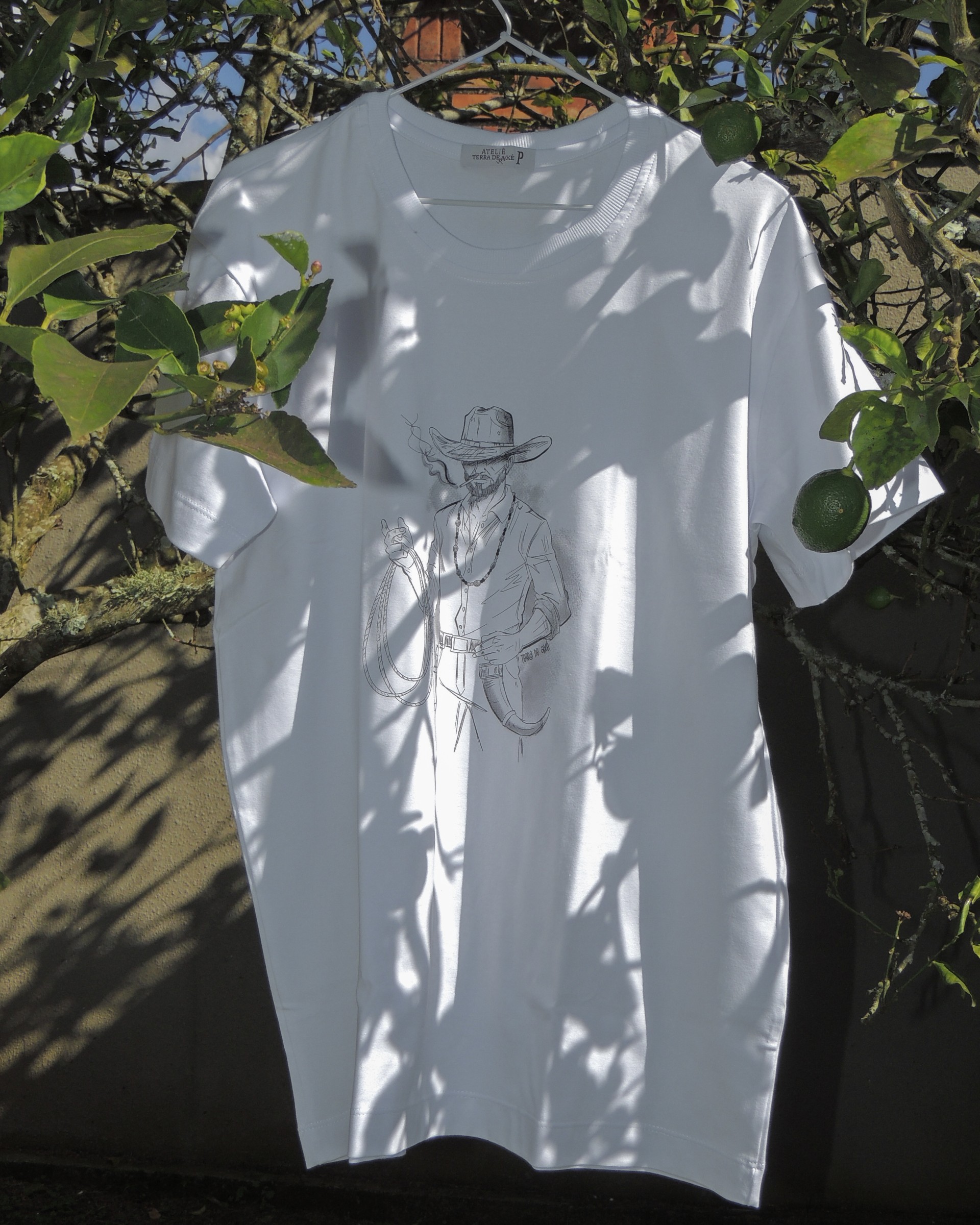 Camiseta Unissex Boiadeiro - Coleção Ponto Firmado - Costas